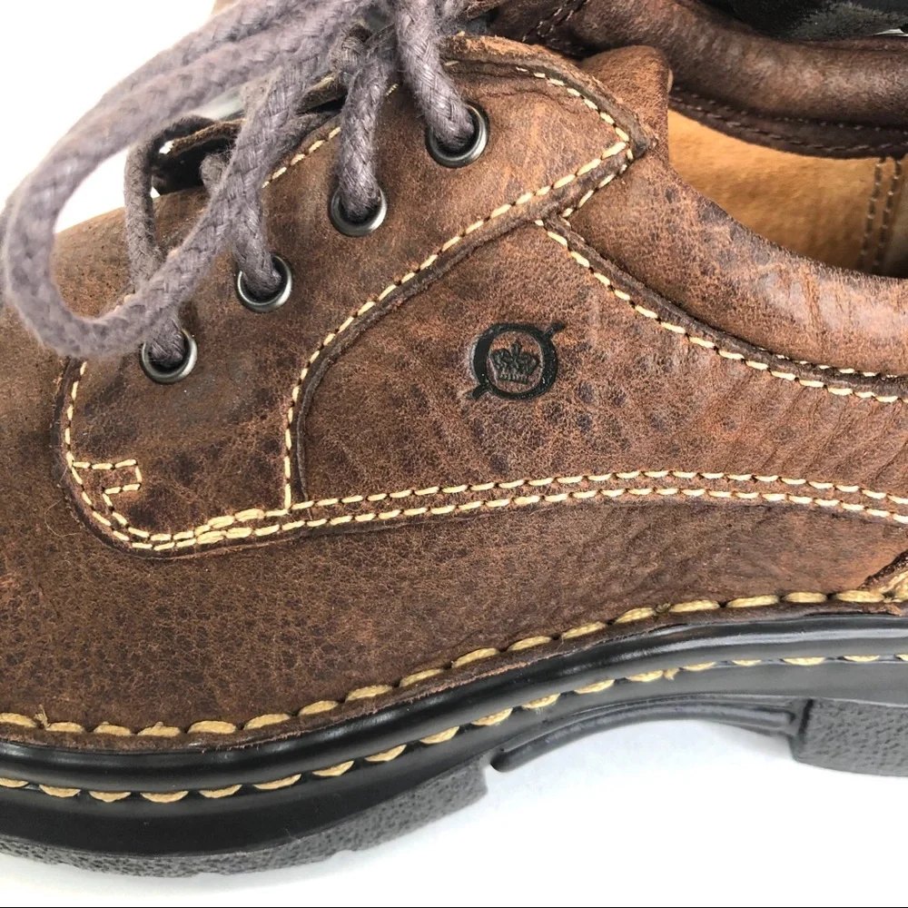 Born brown lace